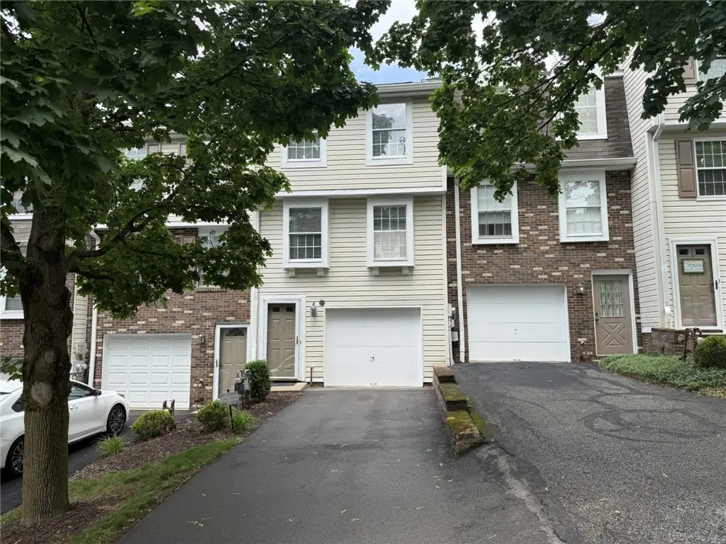 115 Saxonwald Ln, Pittsburgh, PA 15234 - #1