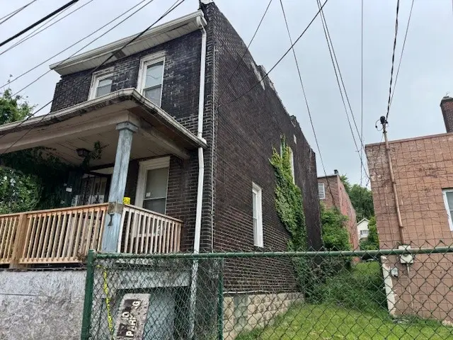 2462 Scott Way, Pittsburgh, PA 15218 - #2
