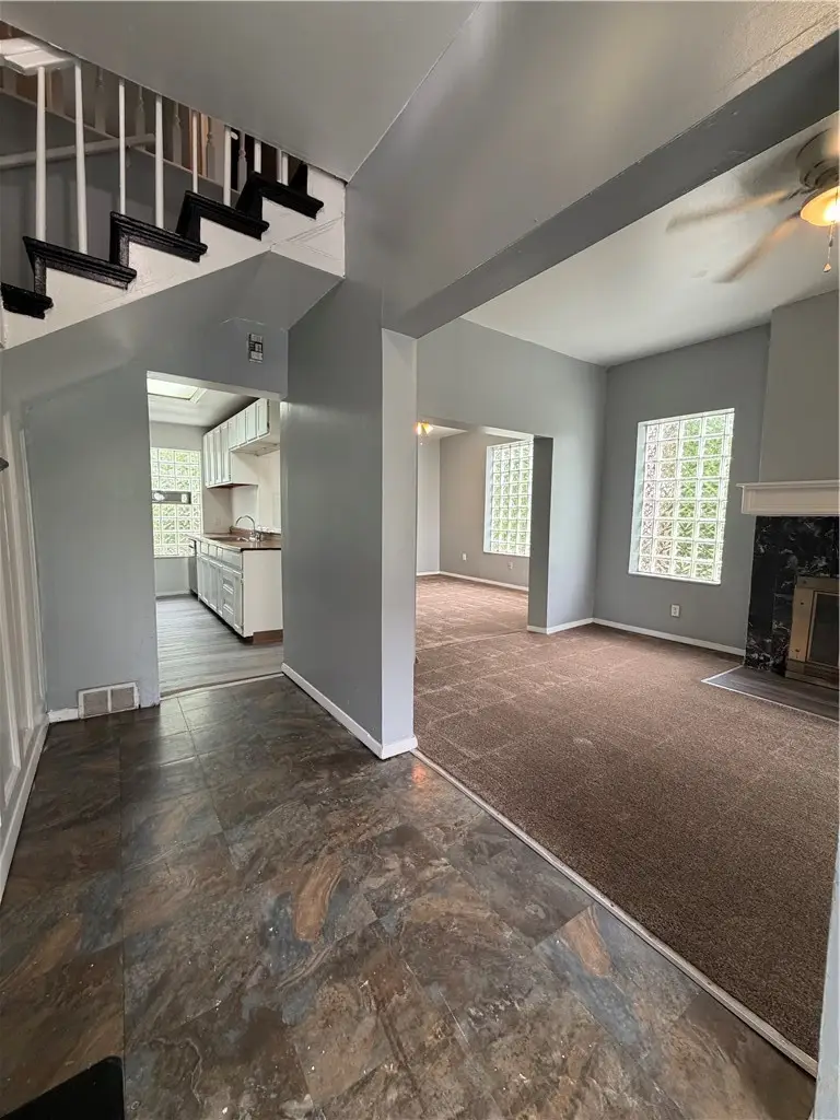 767 Anaheim St, Pittsburgh, PA 15219 - #3