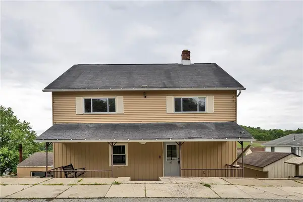 1251 Patton Dr, Russellton, PA 15076