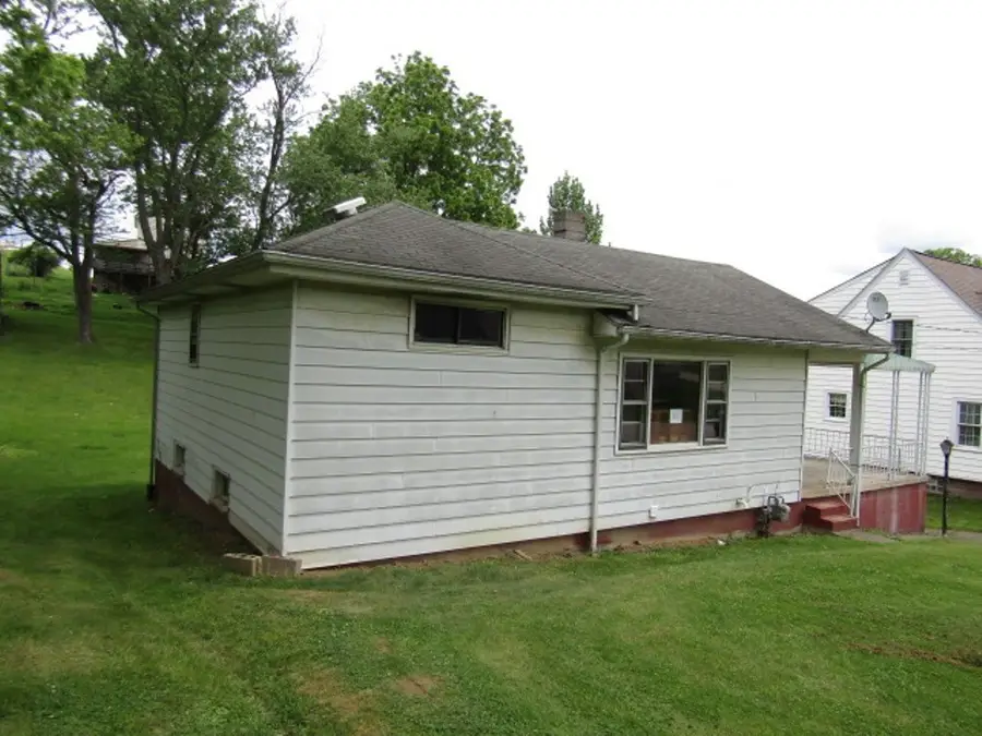 403 Mineola Ave, Washington, PA 15301 - #2