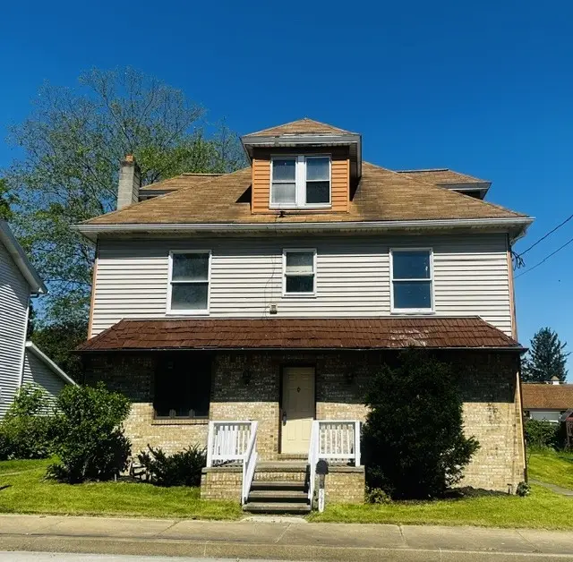 321 E 4th St, Derry, PA 15627 - #1