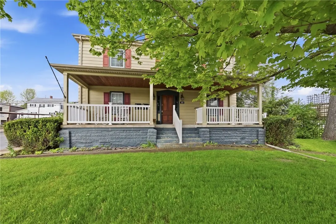 101 N Market St, New Wilmington, PA 16142 - #1
