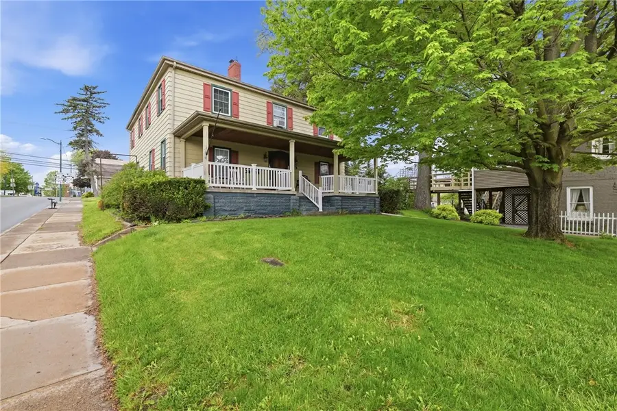 101 N Market St, New Wilmington, PA 16142 - #2