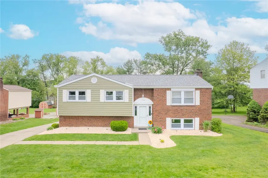 134 Chris Dr, Irwin, PA 15642 - #2