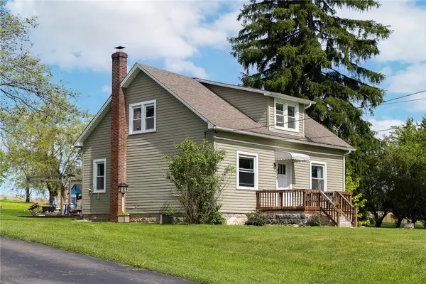 430 N Main St, Harrisville, PA 16038