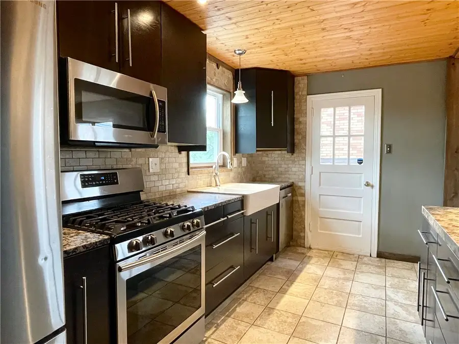1706 Pioneer Ave, Pittsburgh, PA 15226 - #3