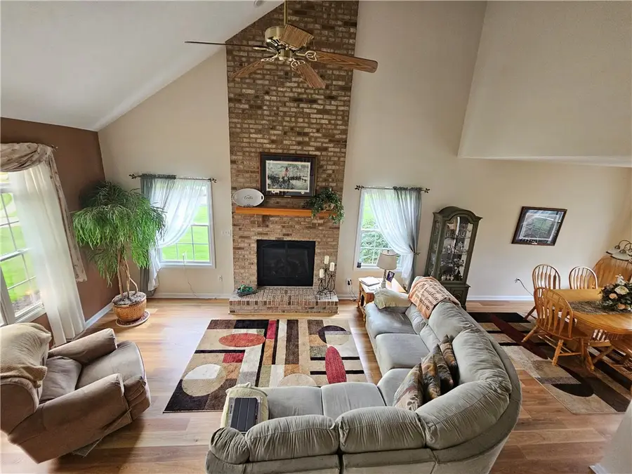 105 Sunburst Ct, Butler, PA 16001 - #3