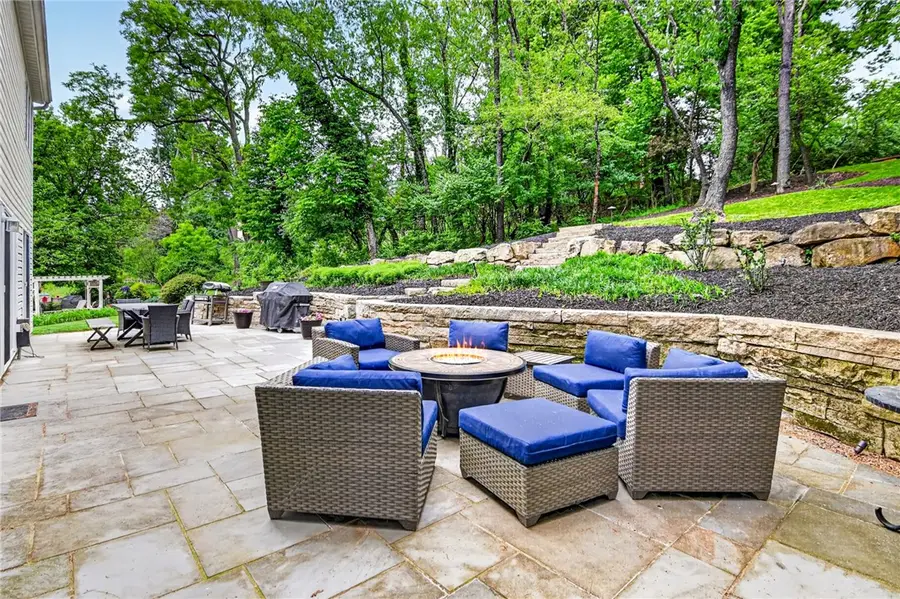 847 Macarthur Drive, Pittsburgh, PA 15228 - #3