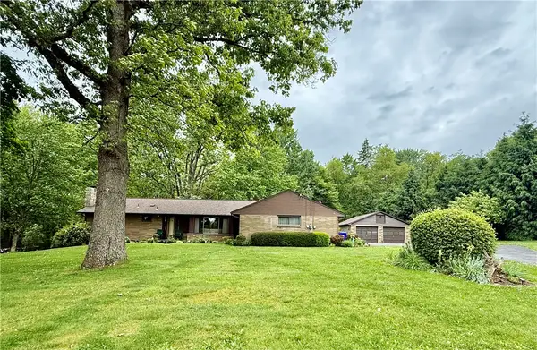 320 Saxonburg Rd, Butler, PA 16002