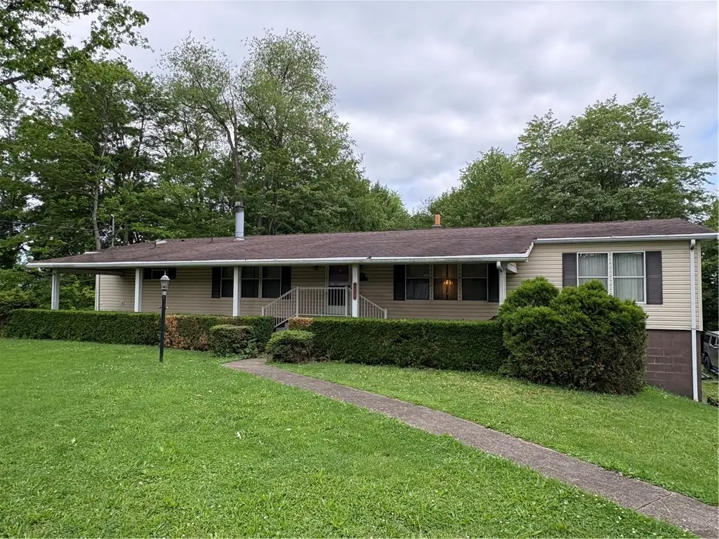 249 Dry Hill Rd, Connellsville, PA 15425 - #1