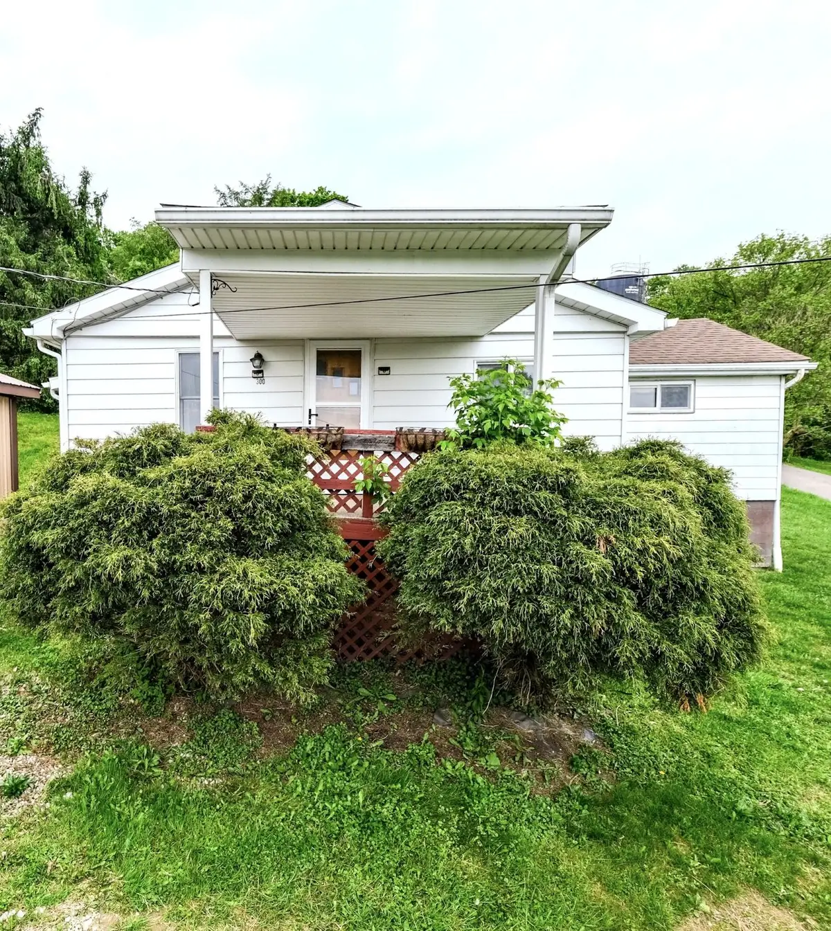 300 E 4th Street, East Brady, PA 16028 - #1