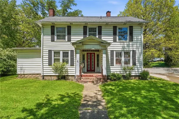 224 W Market St, Mercer, PA 16137