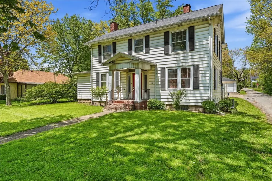 224 W Market St, Mercer, PA 16137 - #2