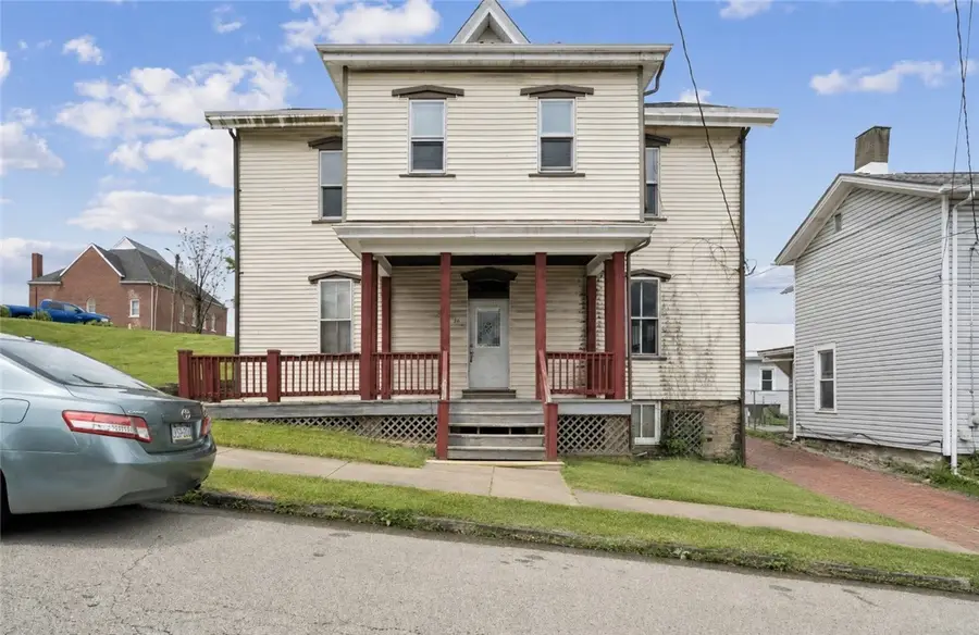 46 Division St, Greensburg, PA 15601 - #2