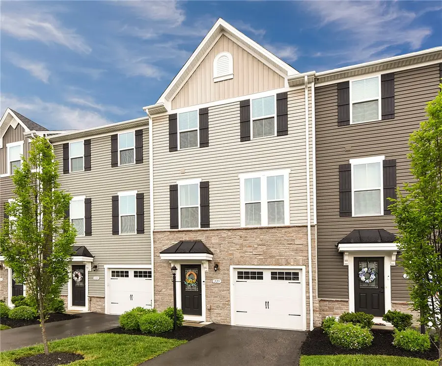 225 Chesna, Pittsburgh, PA 15234 - #2