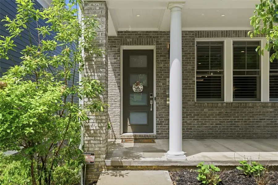 446 Sweetbriar St, Pittsburgh, PA 15211 - #2