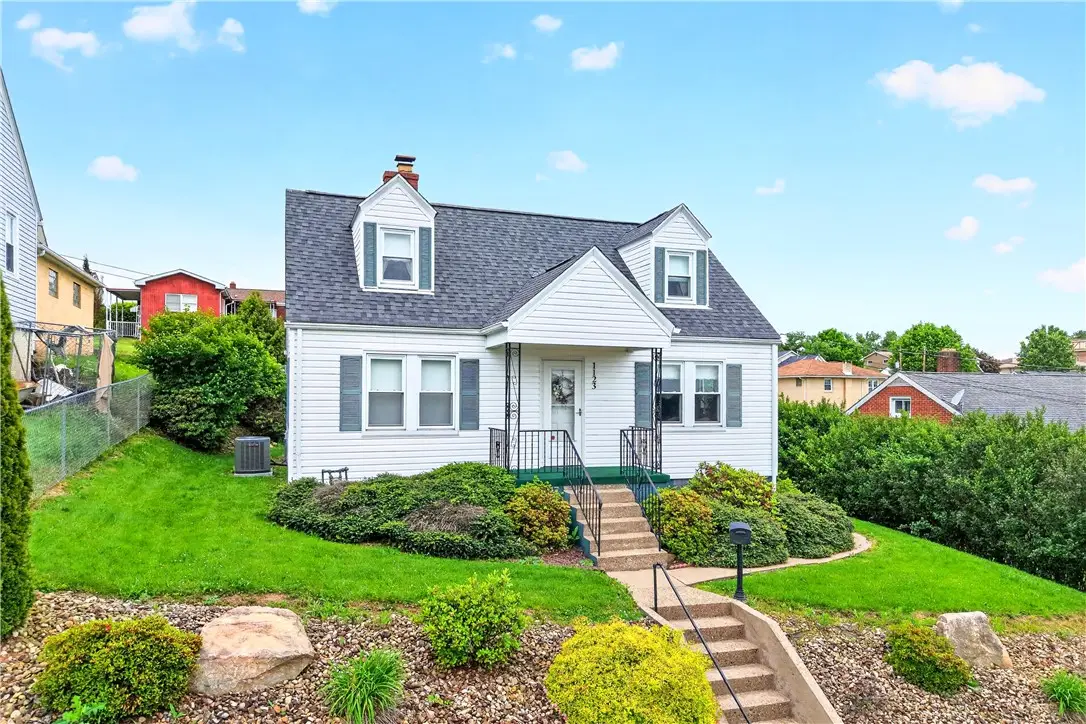 1123 Athalia Ave, Monessen, PA 15062 - #1