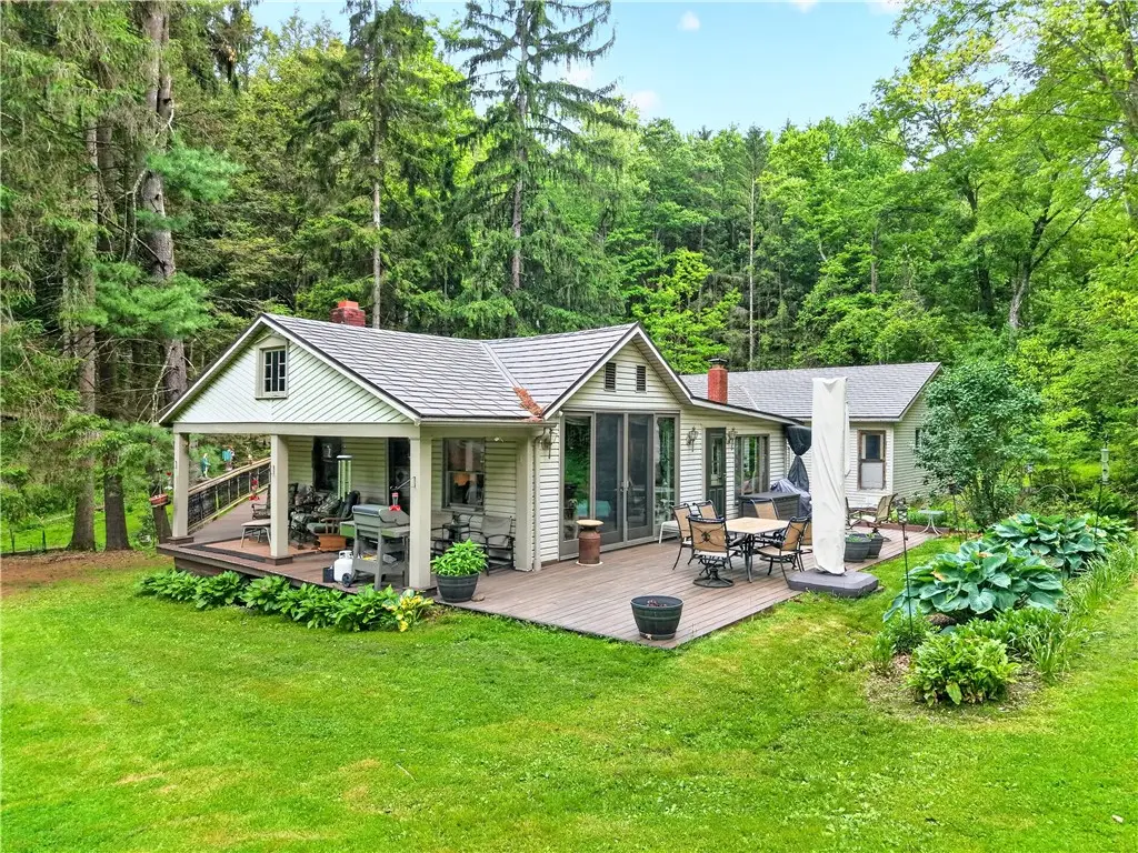5920 State Rd, Gibsonia, PA 15044 - #1