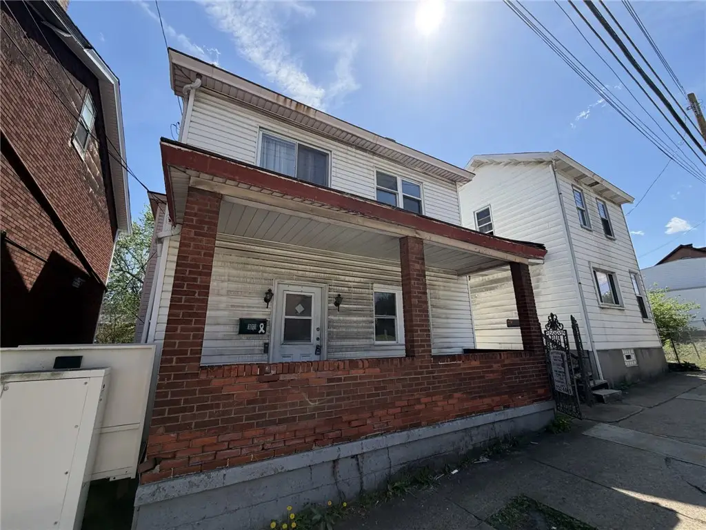 1011 Chartiers Ave, McKees Rocks, PA 15136 - #1