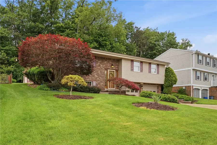 1409 Royal Park Blvd, South Park, PA 15129 - #3