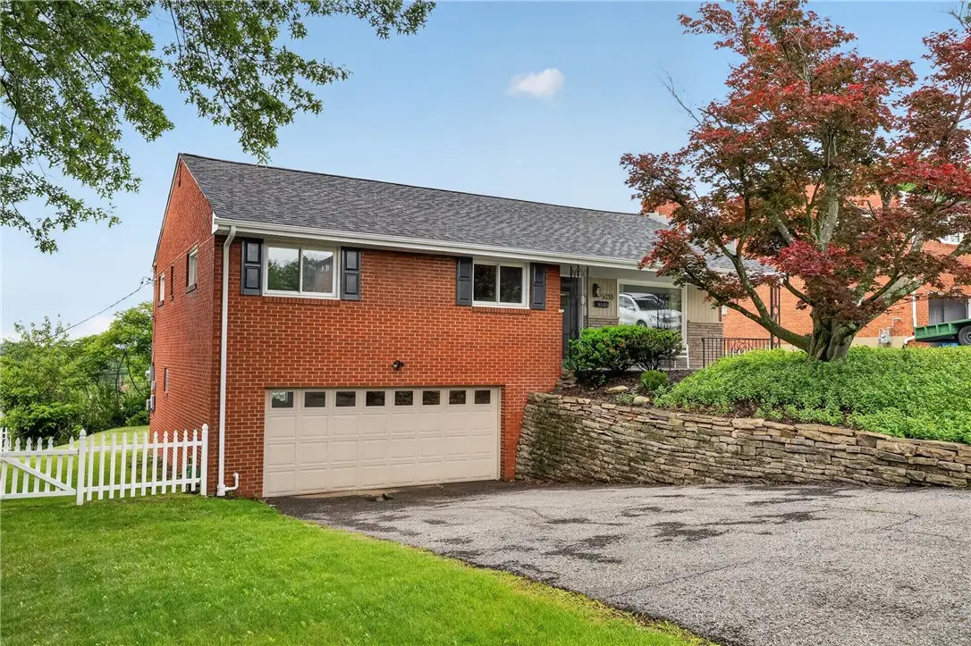 5038 Carlyn Dr, Pittsburgh, PA 15236 - #1