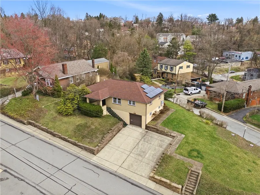 200 Avenue F, Pittsburgh, PA 15221 - #3