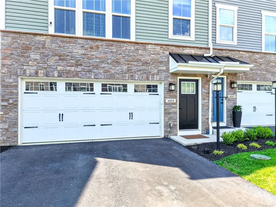 4004 Crown Dr, South Park, PA 15129 - #2