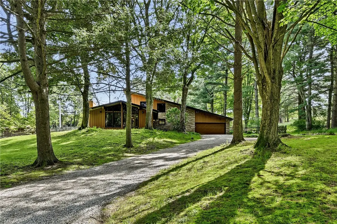 1525 Old State Rd, Gibsonia, PA 15044 - #1