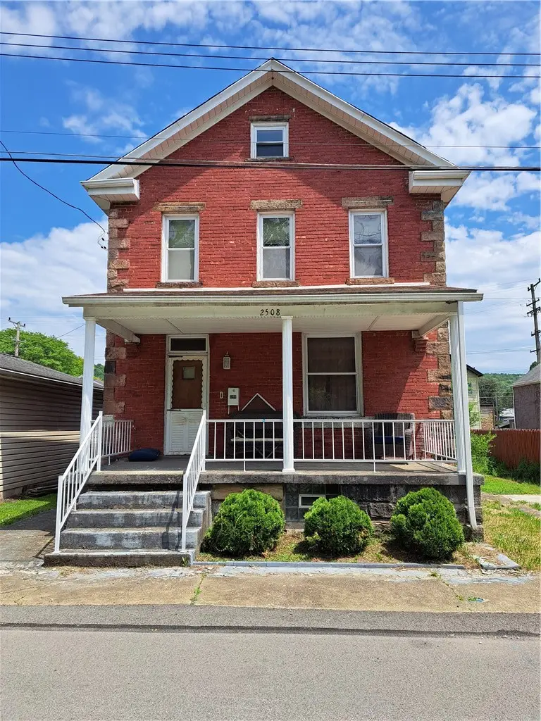 2508 10th Ave, Beaver Falls, PA 15010 - #1