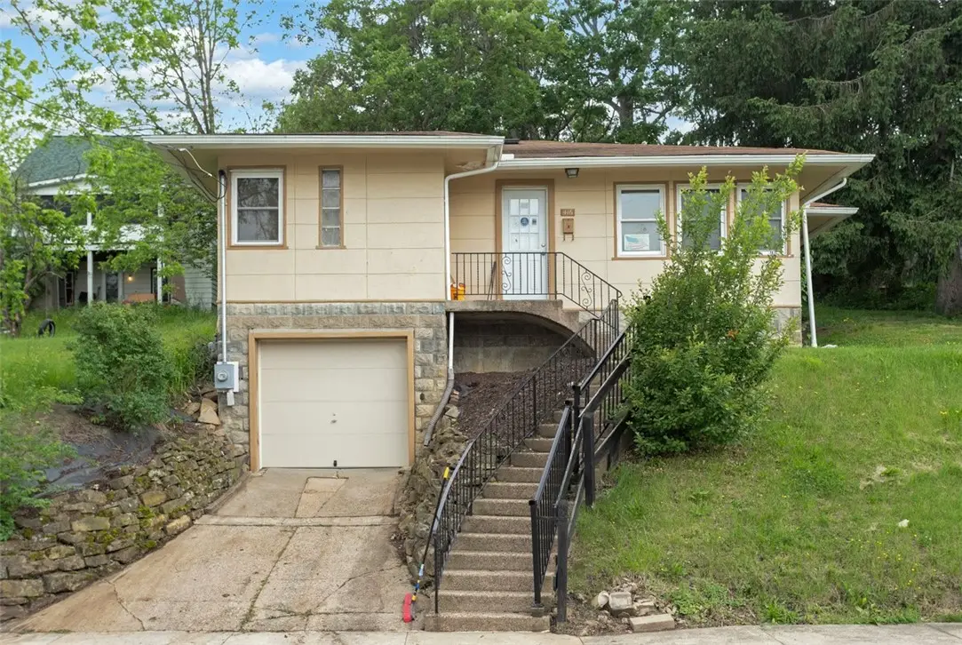 416 Wayne Ave, Greensburg, PA 15601 - #1