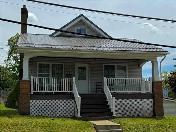 133 W Cooper St, Slippery Rock Boro, PA 16057