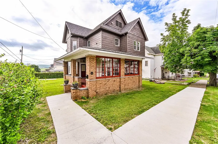 301 College Ave, Mount Pleasant, PA 15666 - #2