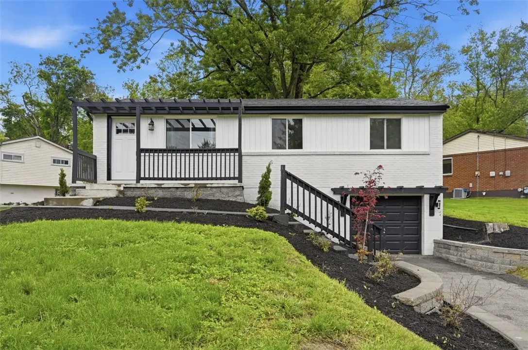 270 Fiesta Dr, Pittsburgh, PA 15239 - #1