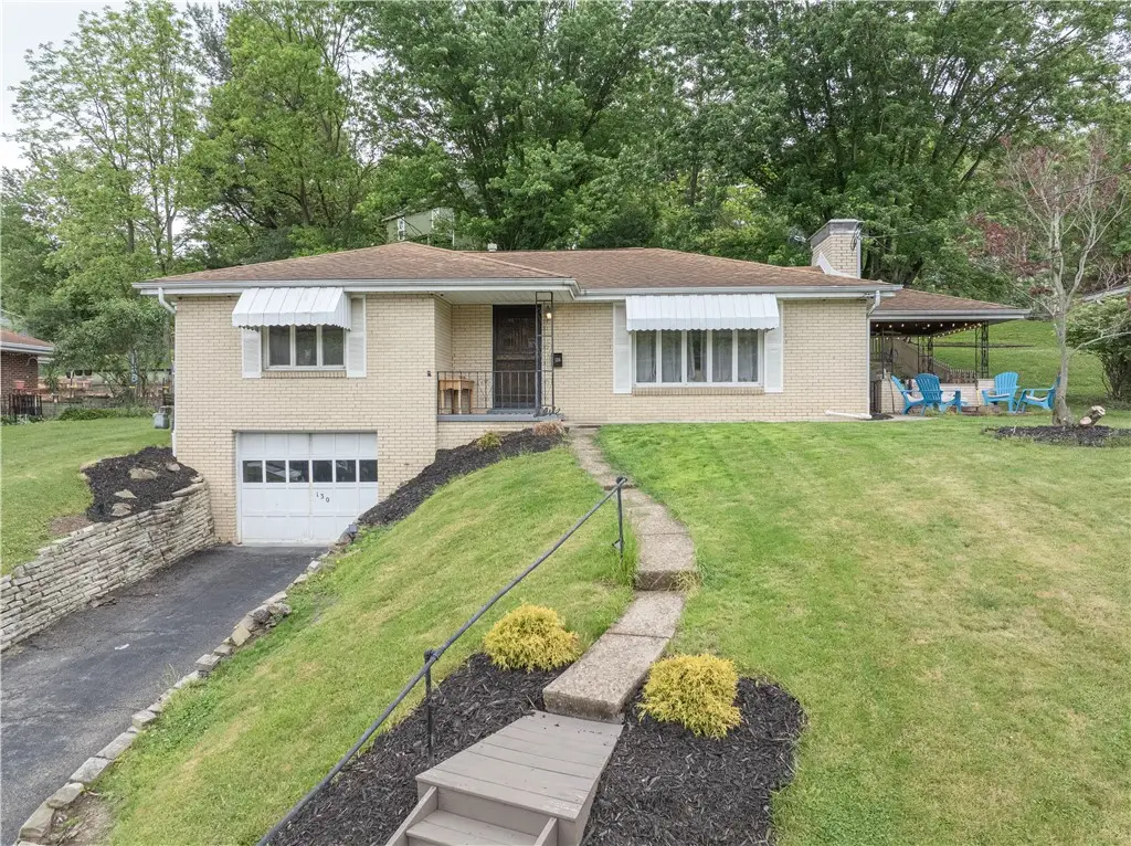 130 Dewey Ave, Washington, PA 15301 - #1