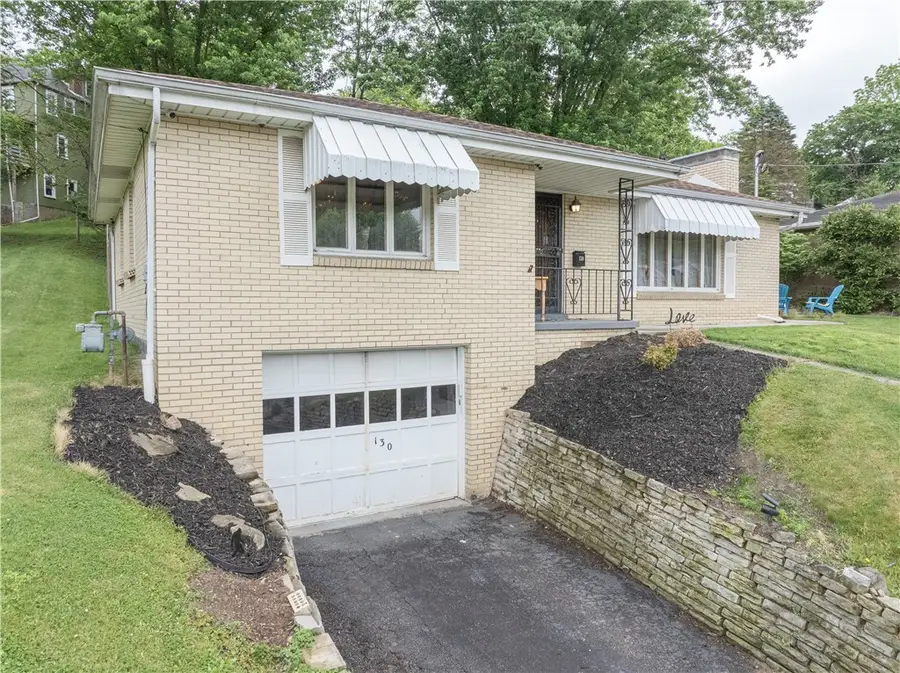 130 Dewey Ave, Washington, PA 15301 - #2