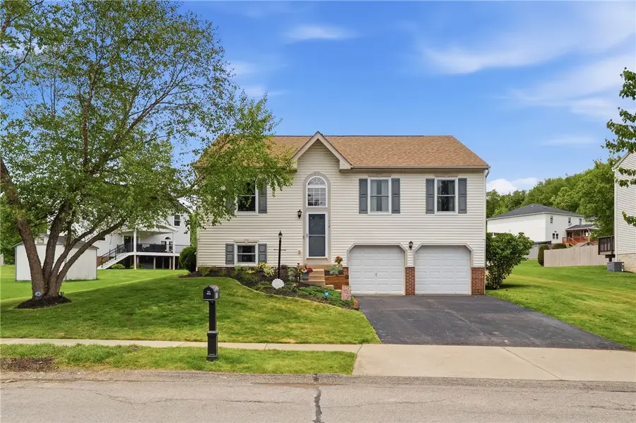 117 Carlye Dr, Cranberry, PA 16066 - #2