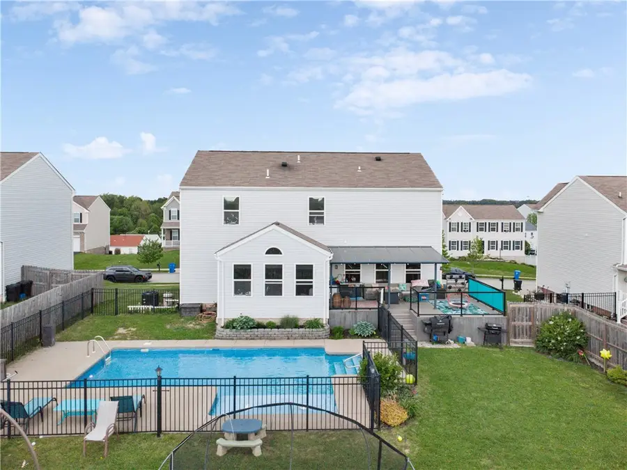 2186 Haflinger Dr, Irwin, PA 15642 - #2
