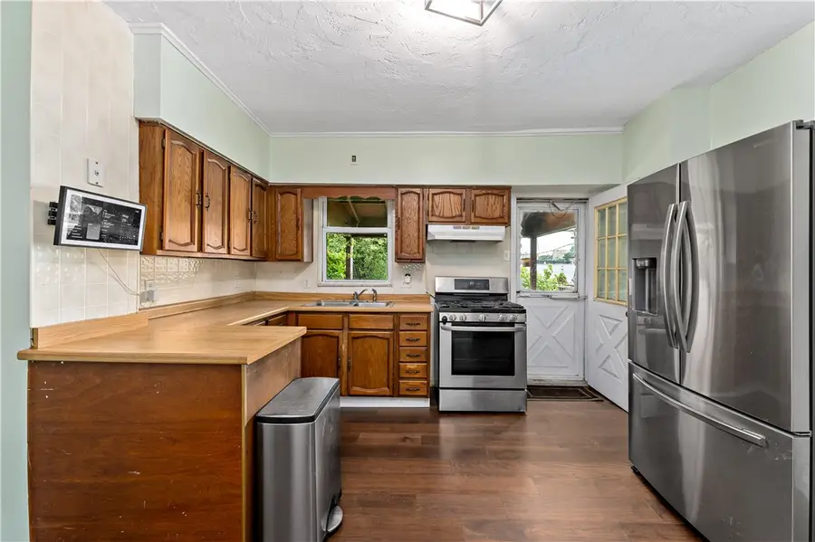 4426 Milgate St, Pittsburgh, PA 15224 - #3