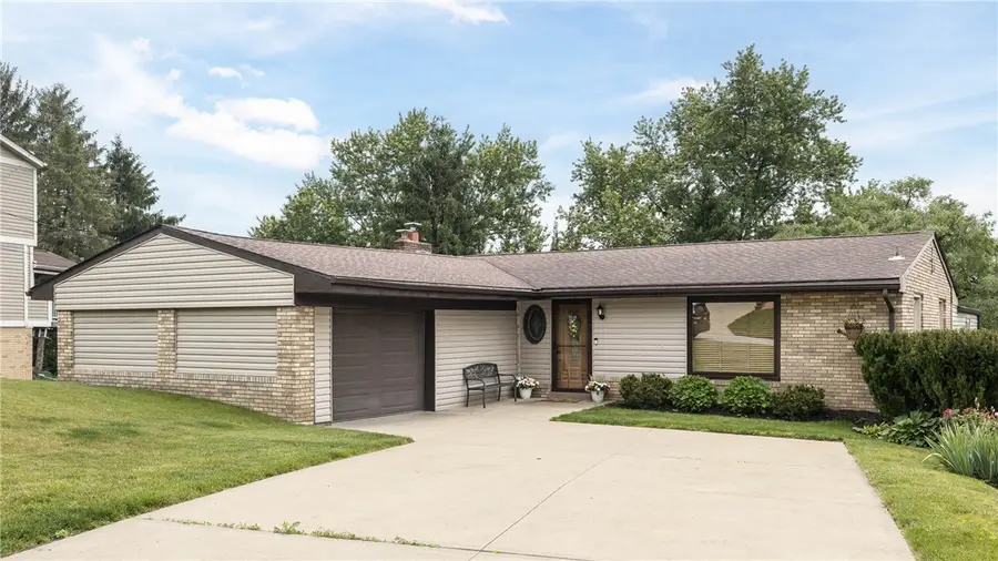211 Tangelo Dr, Jefferson Hills, PA 15025 - #2