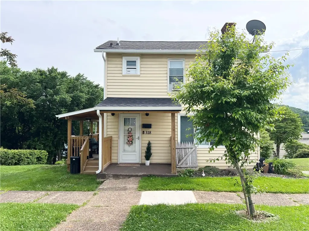 318 Penn Avenue, Leechburg, PA 15656 - #1