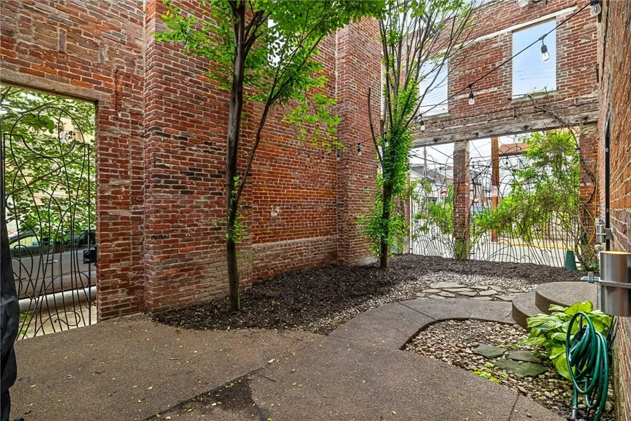 40 48th Street, Pittsburgh, PA 15201 - #3