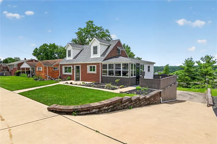 3360 Mcroberts Road, Pittsburgh, PA 15234 - #2