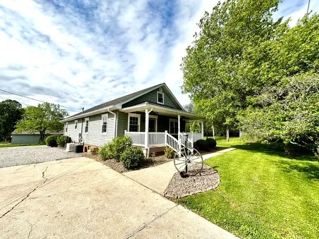 102 Frick Ave, Dry Tavern, PA 15357 - #2