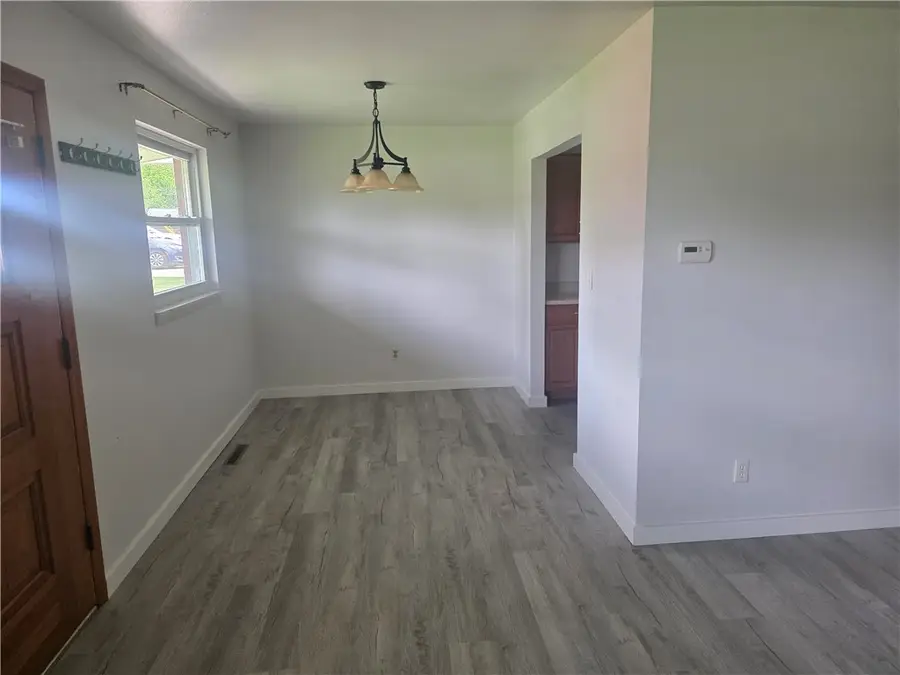 232 Westland Dr, Greensburg, PA 15601 - #3