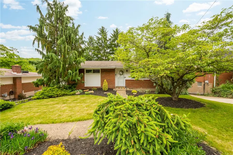 439 Arbor Ln, Pittsburgh, PA 15236 - #3