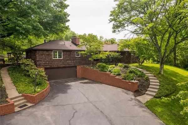 117 Valentine Dr, Coraopolis, PA 15108