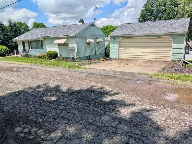 3000 30th St, Beaver Falls, PA 15010 - #2
