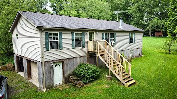326 Gray Ave, Cabot, PA 16023 - #1