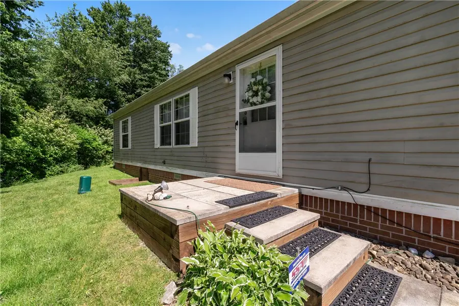 111 Pembrooke Dr, Delmont, PA 15626 - #3